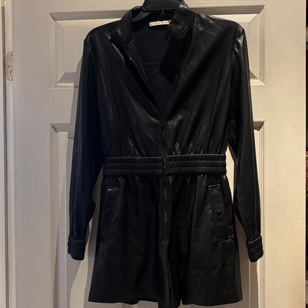 Alice + Olivia Elegant Black Shorts Romper